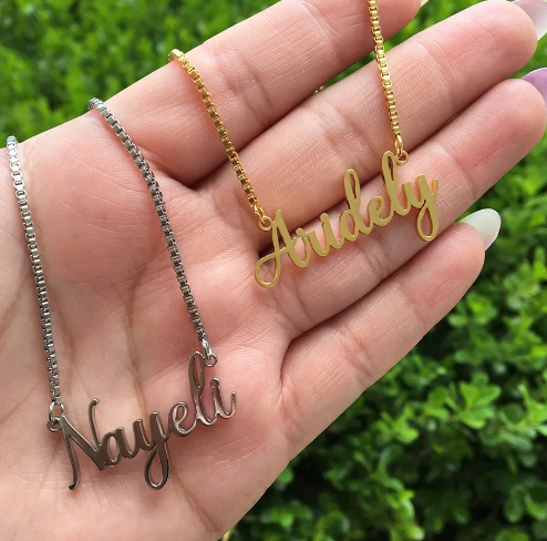 Collier Prénom Premium en Acier Inoxydable