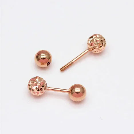 Boucles d'Oreilles Minimalistes à Clous
